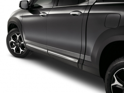 Chrome Lower Door Trim (2017-2023)