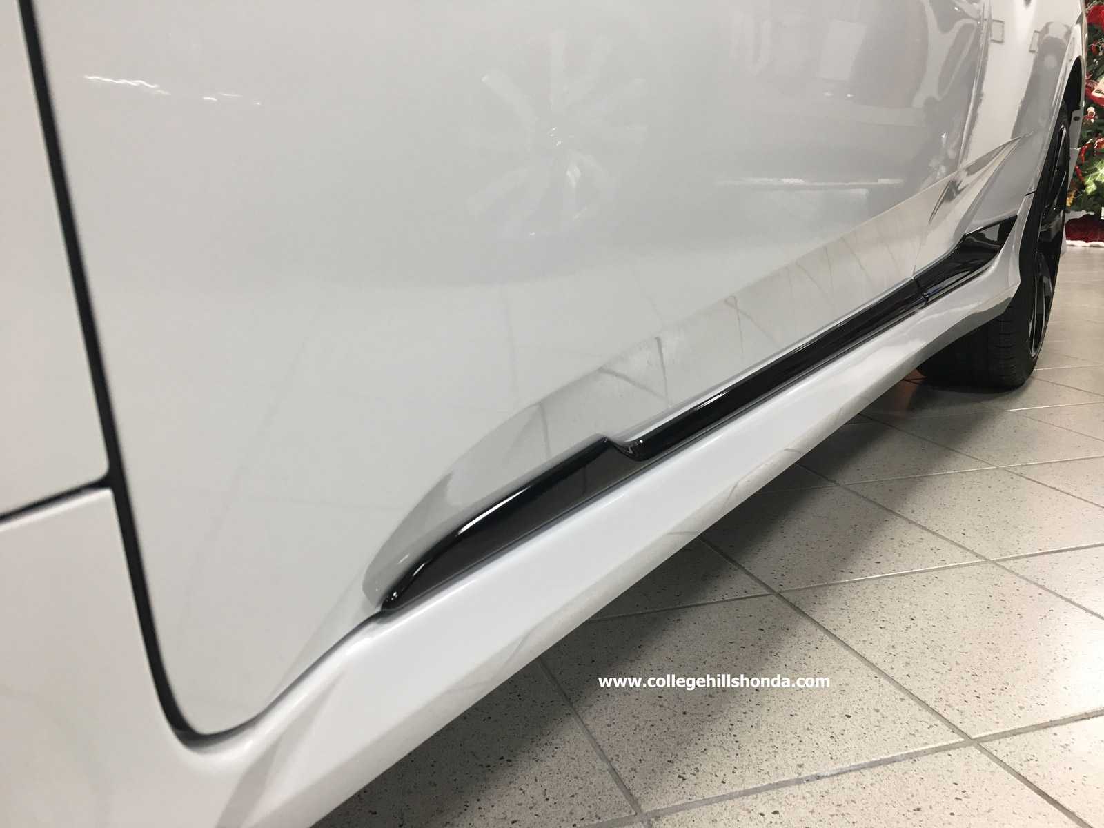 20162021 Honda Civic 4dr Lower Door Trim 08F57TBA