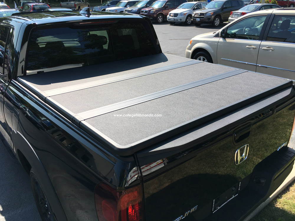 20172024 Honda Ridgeline Hard Tonneau Cover (Pick Up Only) 08Z07T6Z